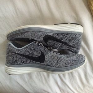Nike Flyknit Lunar 3