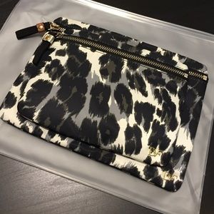 DVF Cosmetic Cases set of 2