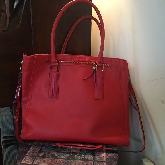 Stella & Dot Madison Tech Bag