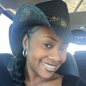 Meet your Posher, Rhonda