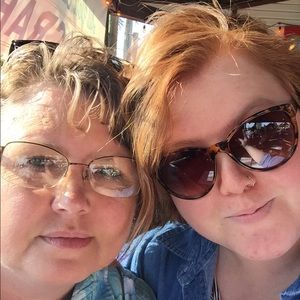 Meet your Posher, Darlene