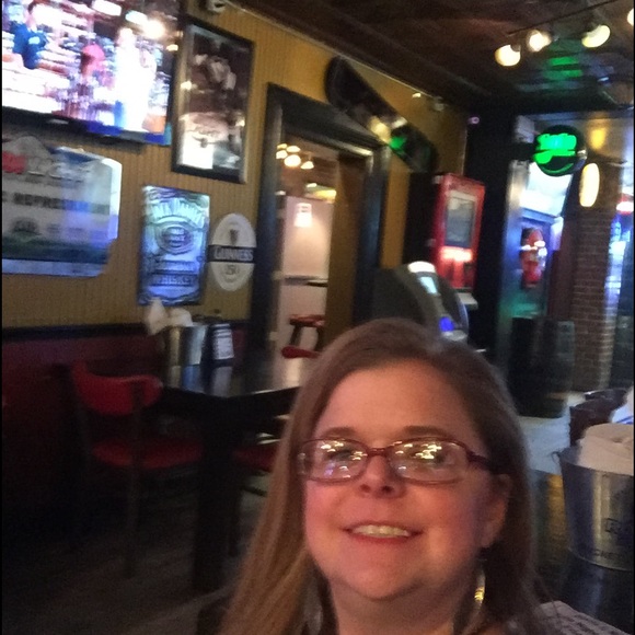 Meet your Posher, Beverly - Picture 6 of 8