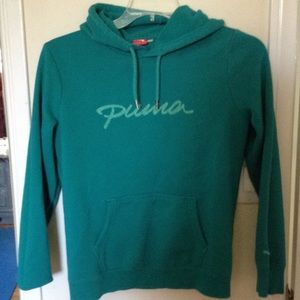 NEW puma sweatshirt