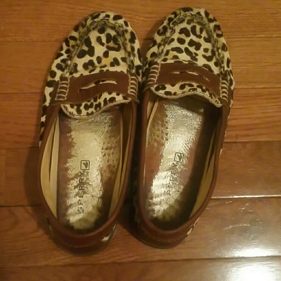 Cheetah print sperry loafers