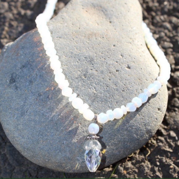 Crystal bridal necklace - Picture 2 of 4