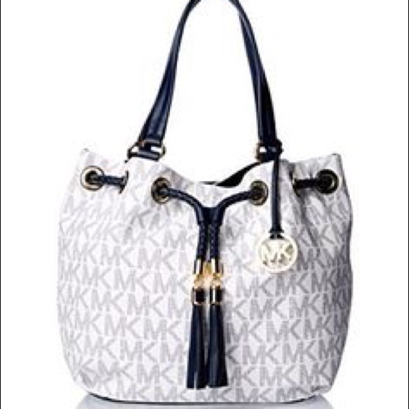 Michael Kors Jet Set Signature Bag (Large)