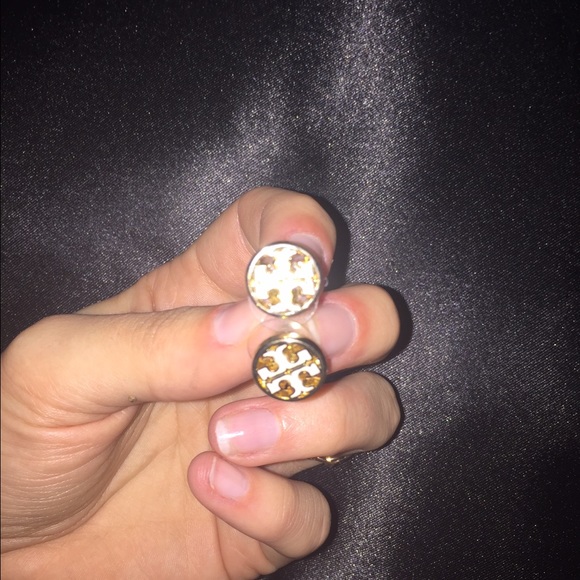 Tory Burch earrings!!