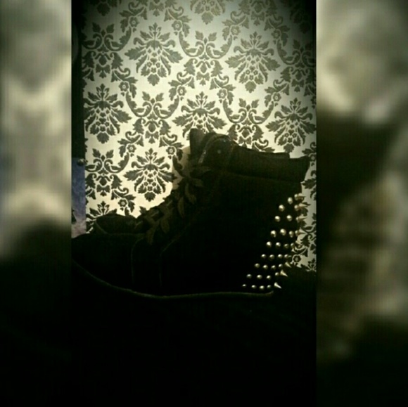 Spiked Boots/Heel - Picture 1 of 2