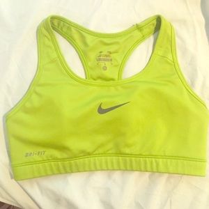 Sports bra