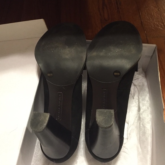 Shoes - Picture 4 of 4