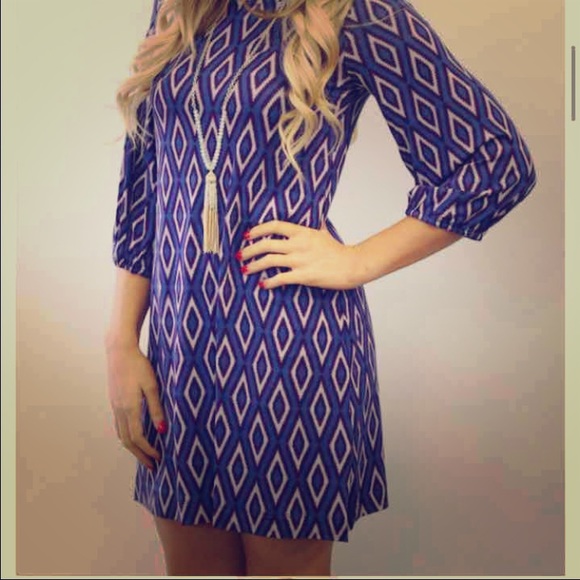 Cute navy/plum dress!
