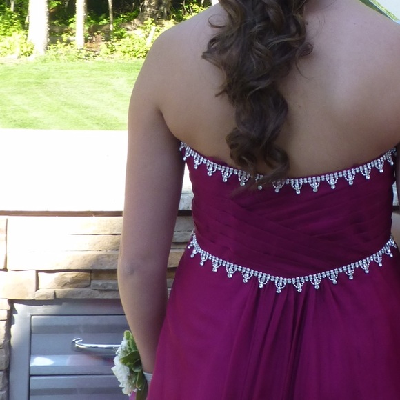 Prom Dress - Picture 2 of 3