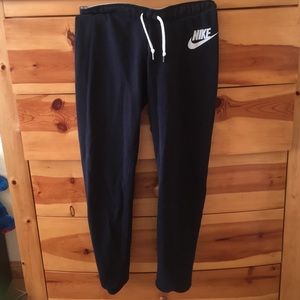 Black Nike sweatpants