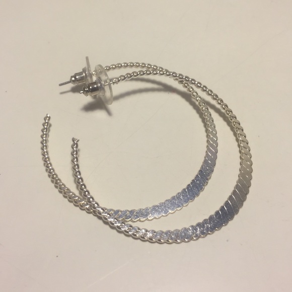 New Medium Sized Silver Hoops