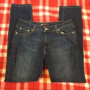 Size 12 skinny Levi's