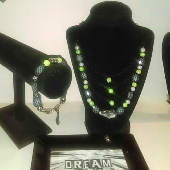 Bedazzle Pearls