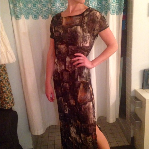 FAB 100% silk designer dress. NWT!! ❤️ - Picture 3 of 4