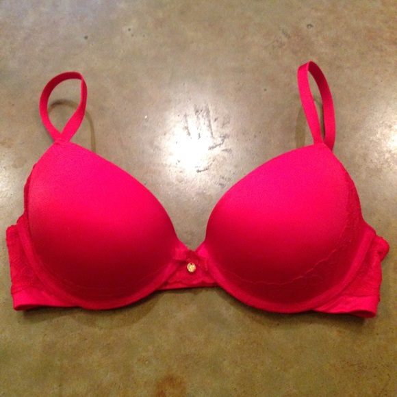 Cosmopolitan Push Up Bra 34C