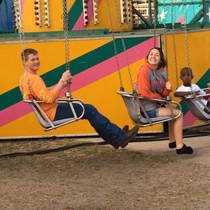 Meet your Posher, Abigail