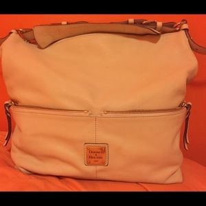 SOLD 💁🏽Dooney & Bourke Shoulder Bag💁🏽