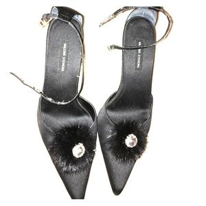 Black pointy toe fuzzy heels with jewel