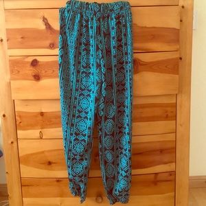 black and teal patterned pants