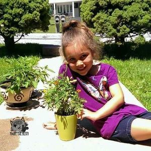 Meet your Posher, Denise