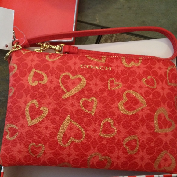 COACH Love Red Hearts Wristlet Pouch Purse