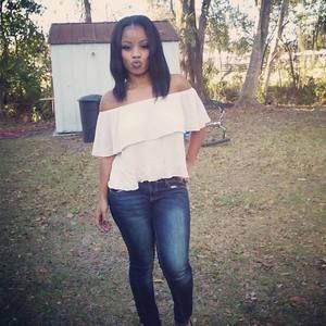 Meet your Posher, I'yonna