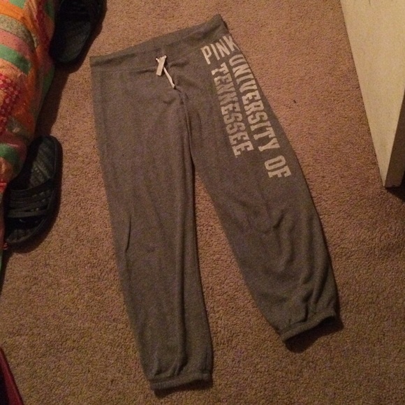 Grey capris sweats