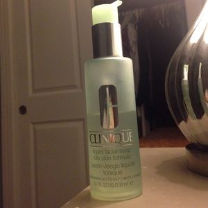 Clinique liquid facial soap-oily skin formulated