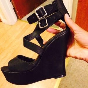 Strappy black heels! Best night out shoes:)