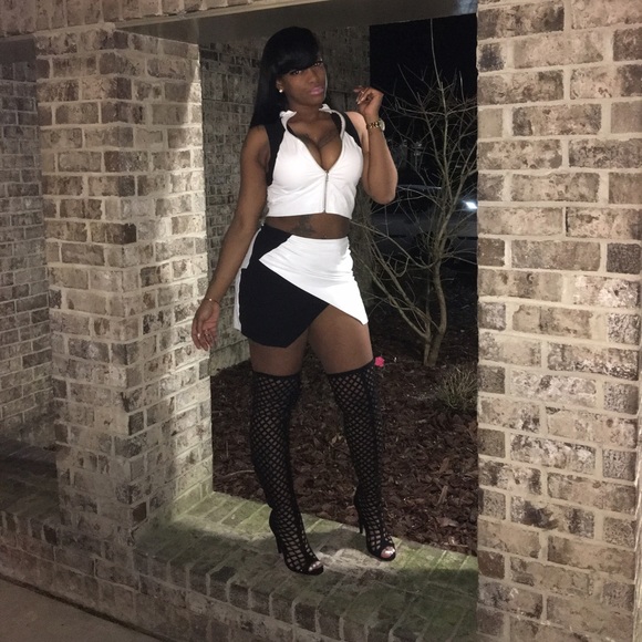 Two Piece Set - Picture 1 of 1