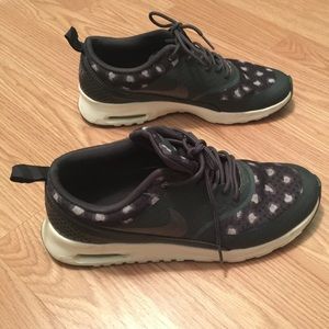 Nike Air Max Thea size 8