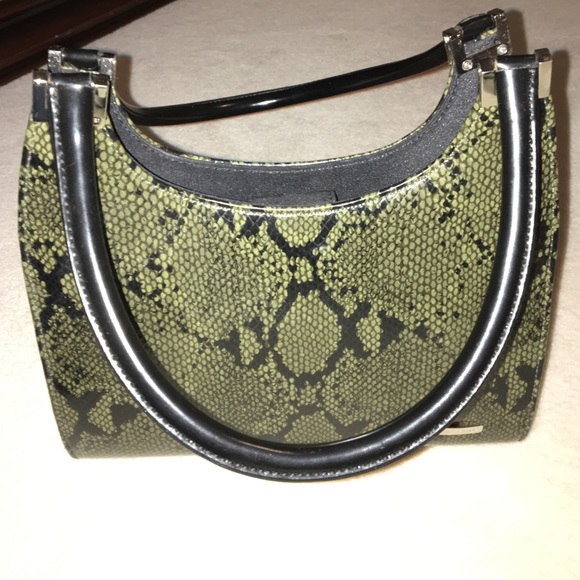 Snakeskin ninewest bag