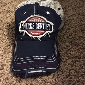 Dierks Bentley hat
