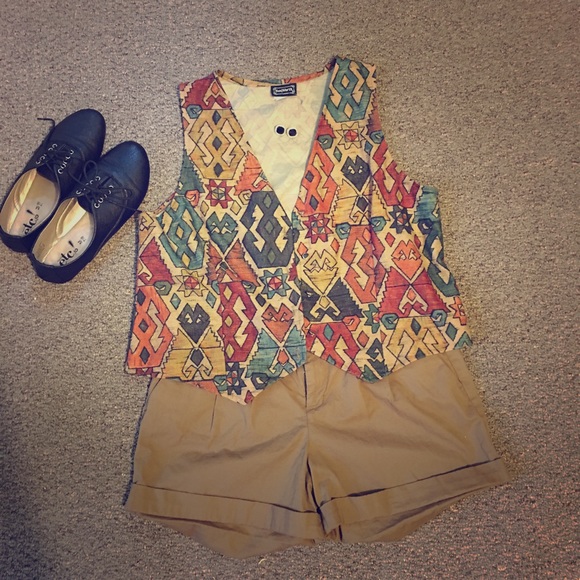 Khaki shorts