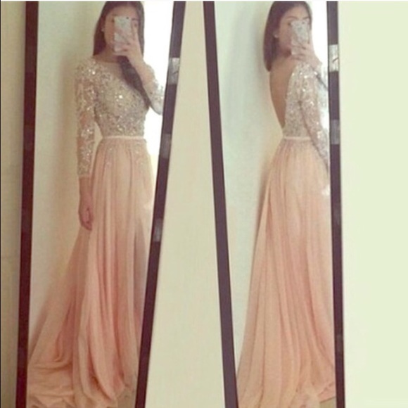 Dresses & Skirts - Peach/Pink prom dress