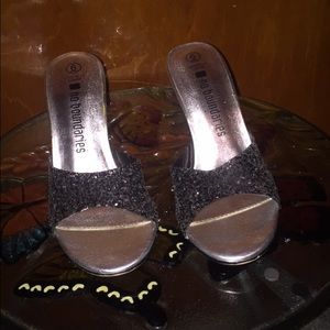 Grey sparkle heels