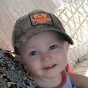 Meet your Posher, Leslie