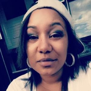 Meet your Posher, Selina