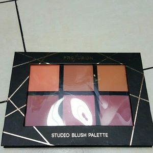Blush palette