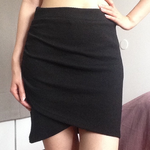 Black Wrap Skirt Form-fitting H&M