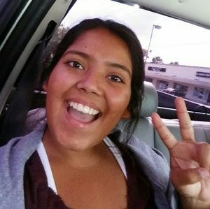 Meet your Posher, Valeria