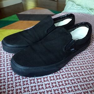 All Black Slip-on Vans
