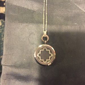 **Origami Owl sterling silver necklace