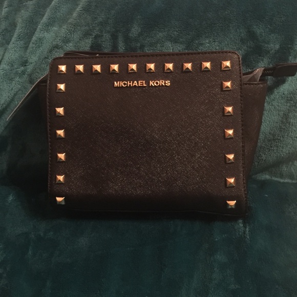 💕Michael Kors Studded Crossbody💕