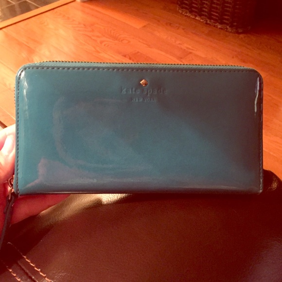 Kate spade wallet