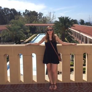 Meet your Posher, Kira