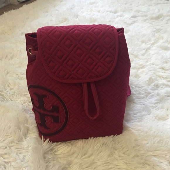 💖SOLD💖Tory Burch Penn quilted backpack AUTHENTIC - Picture 1 of 4